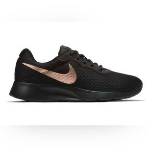 Nike size 6 Tanjun Running Shoes, black & metallic rose gold! Like new!!